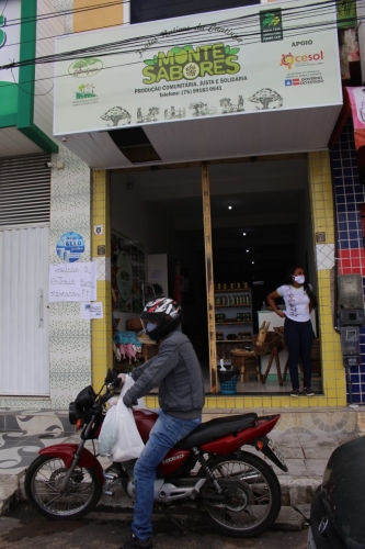 Rede de lojas da agricultura familiar estrutura serviço de entrega para atender à população de três municípios&nbsp;