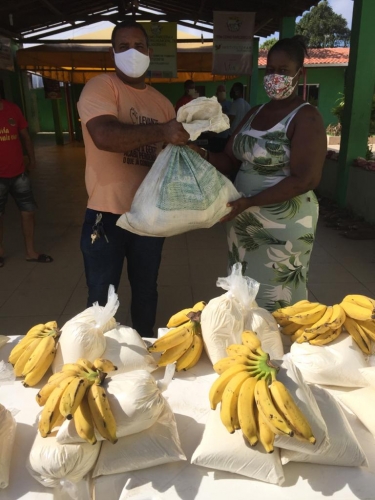 Técnicos da Bahiater coordenam aquisição de alimentos de agricultores familiares do Litoral Norte baiano