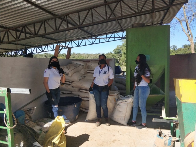 Treinamento realizado pela Bahiater no Vale do Jiquiriçá contribui para redução de custos e armazenamento de ração animal