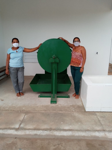 Unidade de processamento de mandioca vai aumentar renda de agricultores familiares de Acajutiba em até 50%