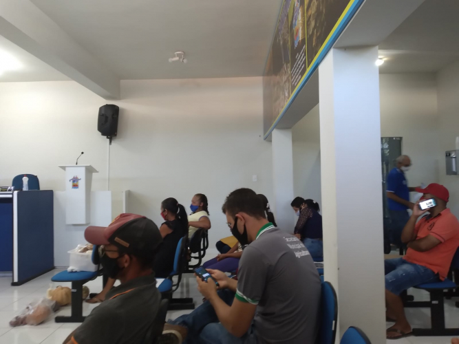 Documentação para agricultores familiares de Santa Maria da Vitória possibilita acesso ao PAA