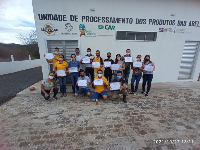 Apicultores de Brotas de Macaúbas recebem curso de Boas Práticas de Fabricação