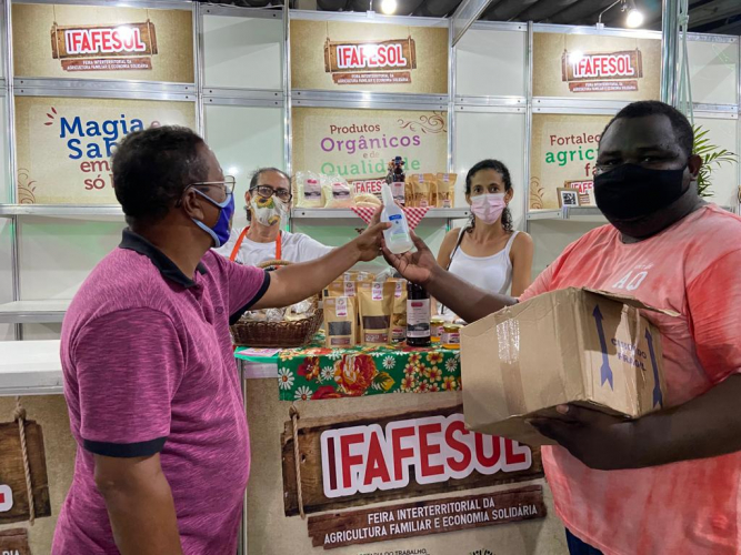 Produtos da agricultura familiar de diversas partes da Bahia são destaque na I FAFESOL
