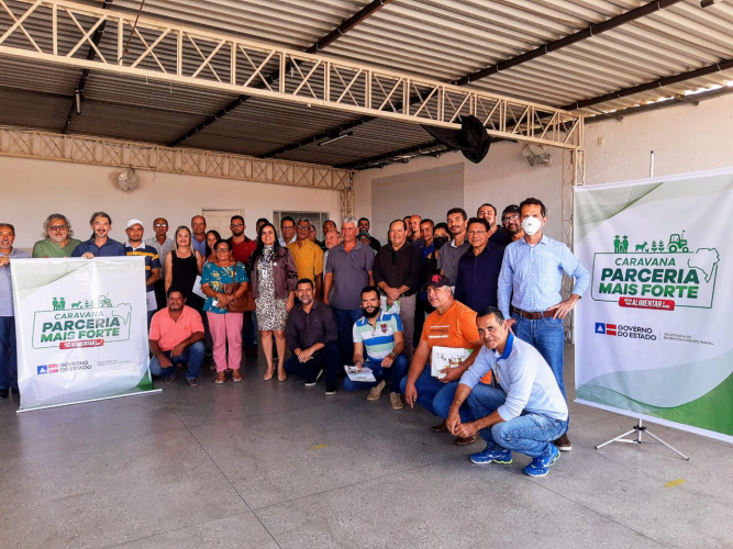 Governo do Estado e sociedade civil do Médio Rio das Contas avaliam ações para a agricultura familiar do território