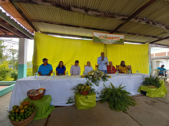 Agricultores familiares do Litoral Norte e Agreste Baiano recebem implementos e insumos agrícolas para avanço na fruticultura