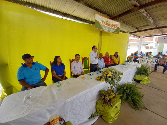 Agricultores familiares do Litoral Norte e Agreste Baiano recebem implementos e insumos agrícolas para avanço na fruticultura