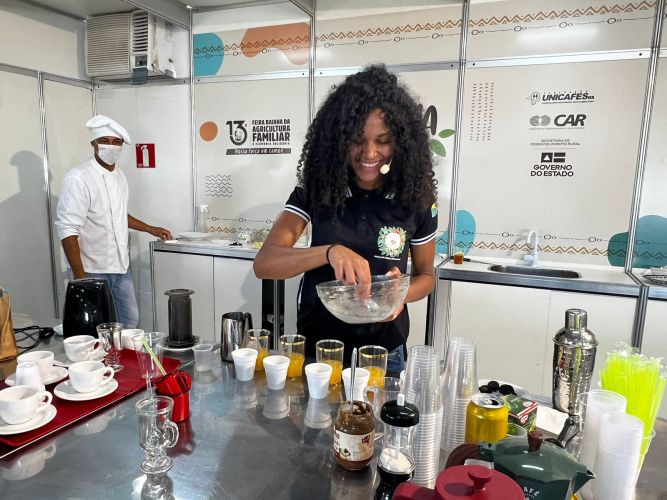Mais de mil pessoas participaram de aulas da Cozinha Show na 13ª Feira Baiana da Agricultura Familiar&nbsp;