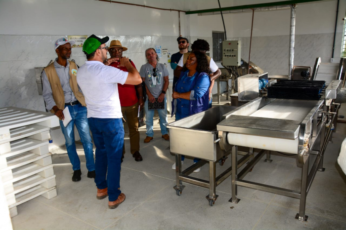 Representantes do Governo de Angola fazem intercâmbio na Bahia para conhecer experiências da agricultura familiar 