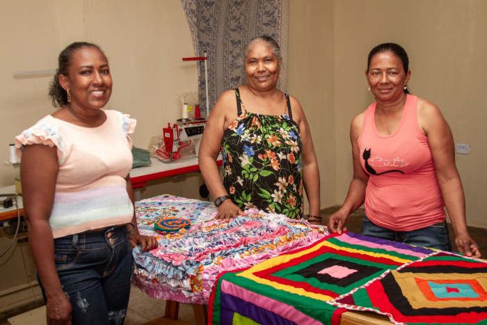 Projeto de corte e costura empodera mulheres em comunidade rural de João Dourado