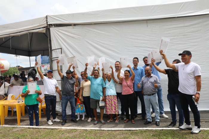 Novo galpão de frutas e verduras, entrega de títulos de terra e barracas de feira fortalecem a produção e comercialização da agricultura familiar em Alagoinhas
