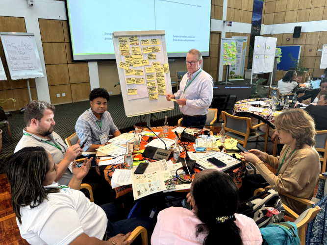 Experiência da CAR é apresentada em Workshop Internacional sobre Direitos Fundiários das Mulheres