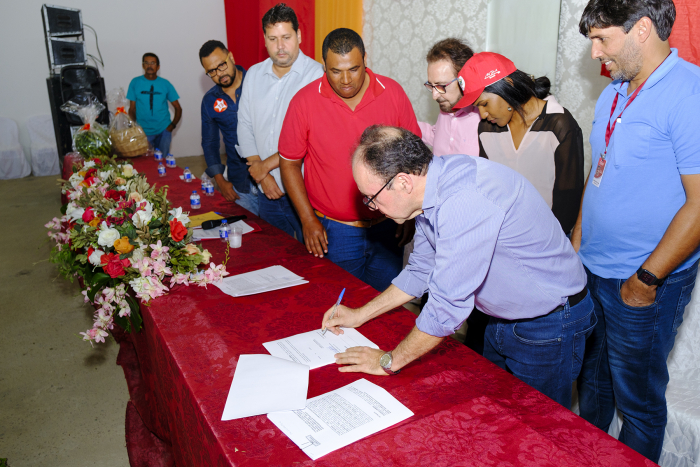 Ponto Novo celebra investimento de cerca de 30 milhões para automação e implantação de novos lotes no perímetro irrigado