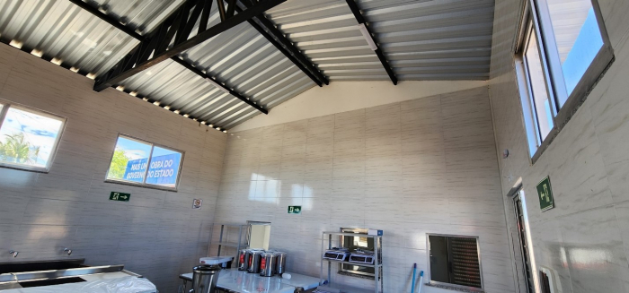 Agricultura familiar de Oliveira dos Brejinhos é dinamizada com unidades de beneficiamento de frutas e de mandioca