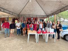 Entrega de kits de avicultura caipira promove inclusão produtiva e geração de renda no Recôncavo (12).jpeg
