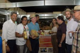 1543195529Abertura_Oficial_da_Feira12.jpg