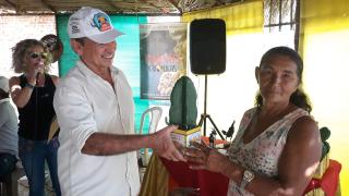 Dona Adelice -premiacao-guardioes (5).jpg