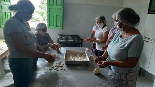 grupo de mulheres Cazumba (2).jpeg