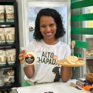 Evento gratuito reúne 40 expositores, produtos premiados e experiências gastronômicas no Mercado do Rio Vermelho até sábado (1/11)