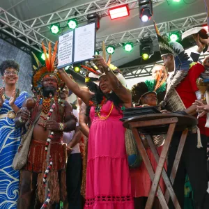 SDR anuncia edital do Bahia que Produz e Alimenta e firma  ações de moradia e cultura para comunidades indígenas