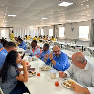 Refeição dos trabalhadores da obra do VLT passa a contar com produtos da agricultura familiar