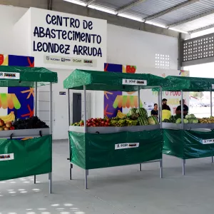 Tucano celebra entregas que fortalecem a agricultura familiar e ampliam oportunidades para cooperados e feirantes