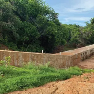 Governo da Bahia entrega passagem molhada e anuncia novas obras para comunidades rurais de Urandi