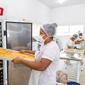  Mulheres de comunidade rural em Ibirapitanga conquistam autonomia e ampliam renda com agroindústria familiar