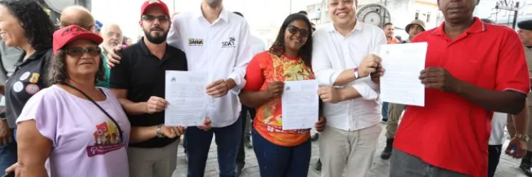 Assentados da reforma agrária de Ponto Novo recebem contratos que garantem direitos sobre a terra