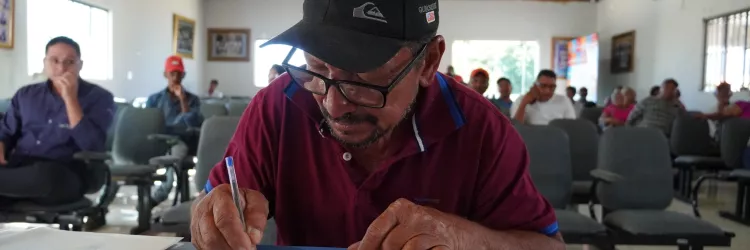 Mais dignidade no campo: Governo da Bahia entrega 41 títulos de terra em São Gabriel