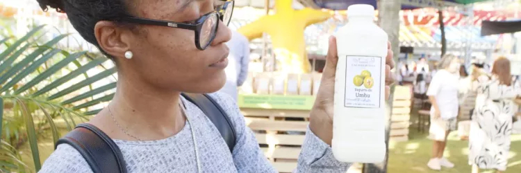 Feira Baiana reúne diversidade de orgânicos e movimenta o Parque Costa Azul