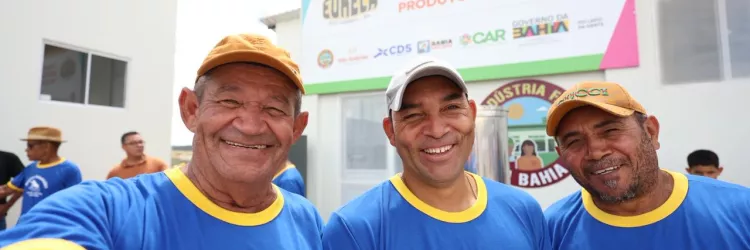 Unidade de Beneficiamento do Mel é entregue em São Gabriel e fortalece produção no território de Irecê
