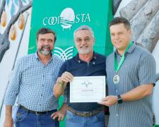 Entrega_Medalha_Joaquim_Ignacio_Tosta_Filho_Teixeira_de_Freitas_Foto_Tiago_Dantas_Seagri_BA(19).jpeg