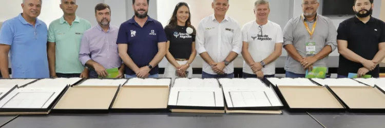 Seagri fortalece cooperação e destaca padrão internacional do algodão baiano em visita ao laboratório da Abapa