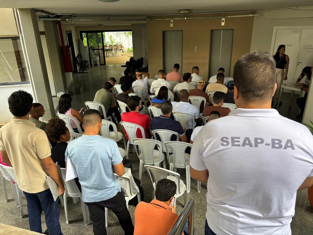 SEAP realiza etapa de entrega de exames