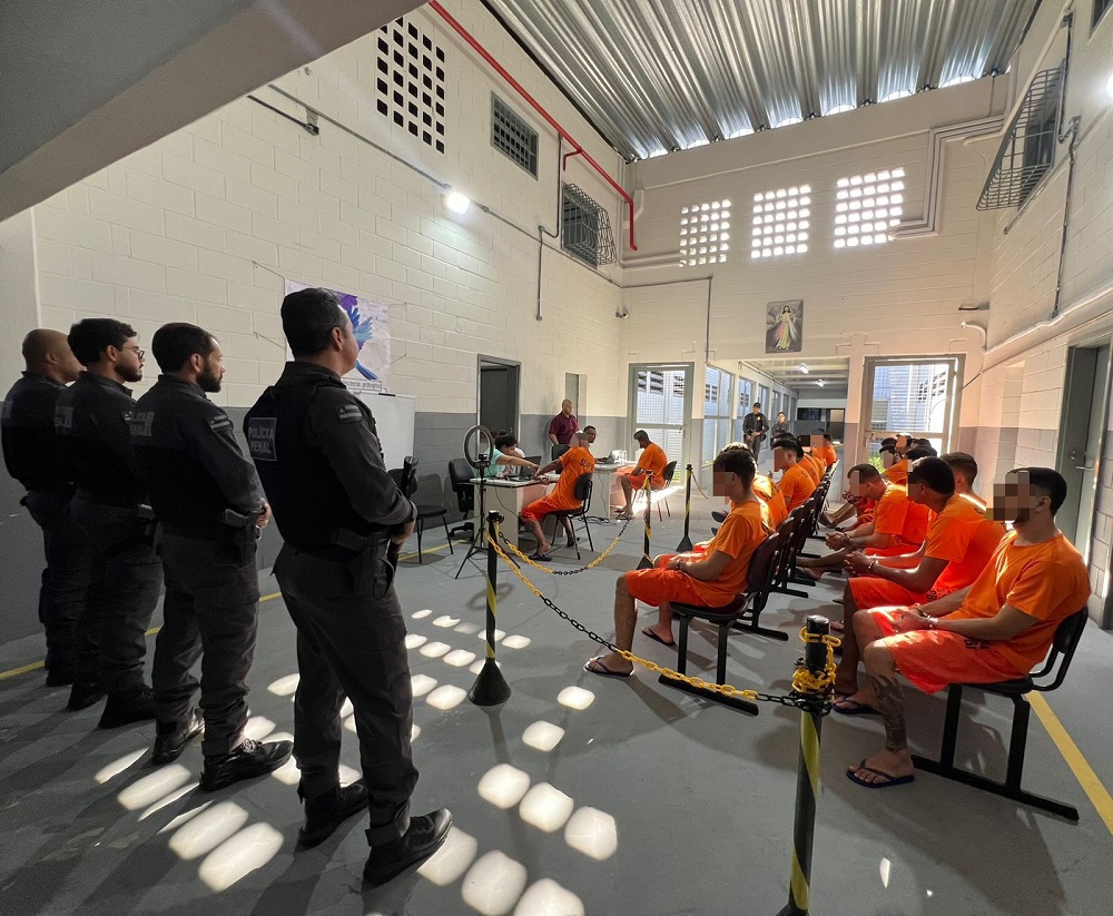 Conjunto Penal de Brumado realiza mutirão de regularização eleitoral.