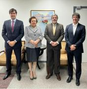 Dra. e secretario 2.jpg