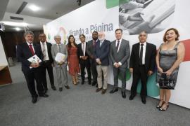 foto comp da mesa 2.jpg