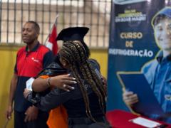 AA aa aaa feminino refrigeração 6.jpg