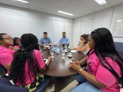 zzzzzz Reunião com familiares 5.jpg