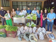 ZZZZ Doação em barreiras em março 2.jpg