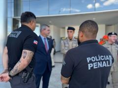 ZZZZ ZZZZZZZZZZZ zzzzzz ZZZZZZ Zlancamento feira 1.jpg