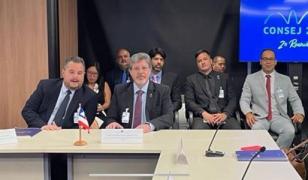 Secretario em brasilia.jpg