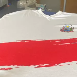 Internos confeccionam uniformes escolares da rede pública estadual no Conjunto Penal de Barreiras