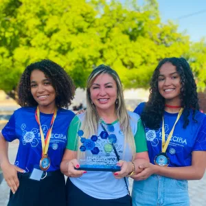 Estudantes do semiárido baiano fabricam pomada cicatrizante à base de plantas e resíduo orgânico