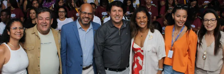 Secti marca presença em encontro estudantil