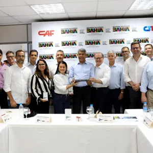 Secretária Jusmari Oliveira acompanha revisão técnica dos trens do VLT do Subúrbio