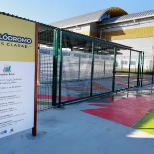 Governo do Estado inaugurou Camelódromo de Águas  Claras com 61 boxes para comerciantes  