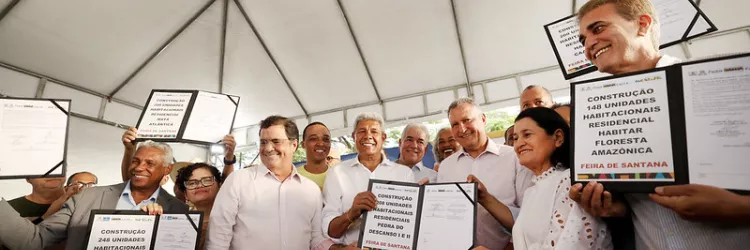 Governo do Estado e União assinam contratos para mais de mil novas moradias populares, em Feira de Santana e Alagoinhas