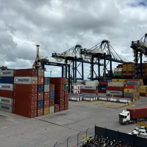 Exportações baianas: queda de 26,3% em julho (imagem do Porto de Salvador)