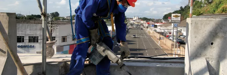 Emprego. Trabalhador da construção civil